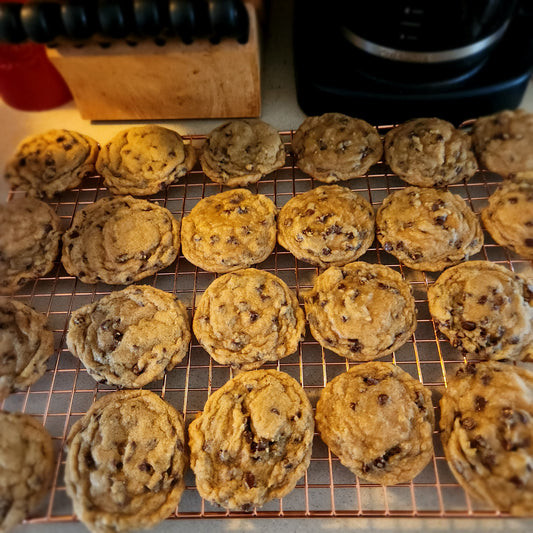 Oversized Chocolate Chip Cookies